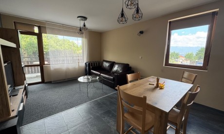 Cozy One-Bedroom Apartment with a Large Terrace and Mountain View — For Rent